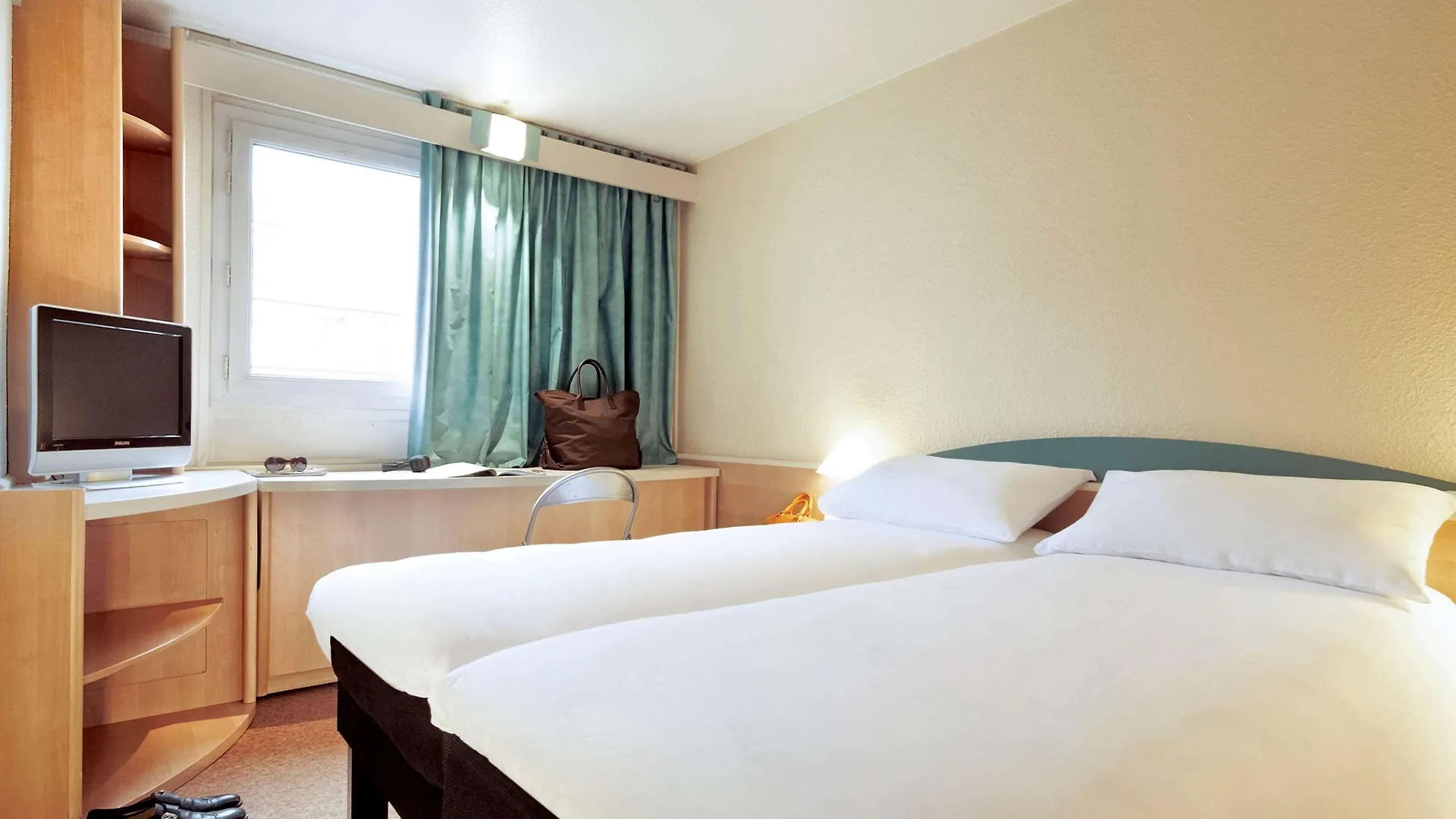 Ibis Barcelona Castelldefels Hotel 2*,