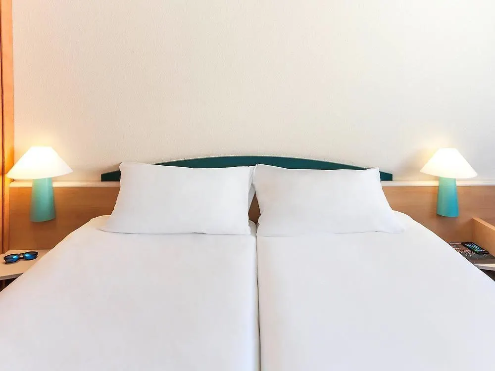 **  Ibis Barcelona Castelldefels Hotel Spain
