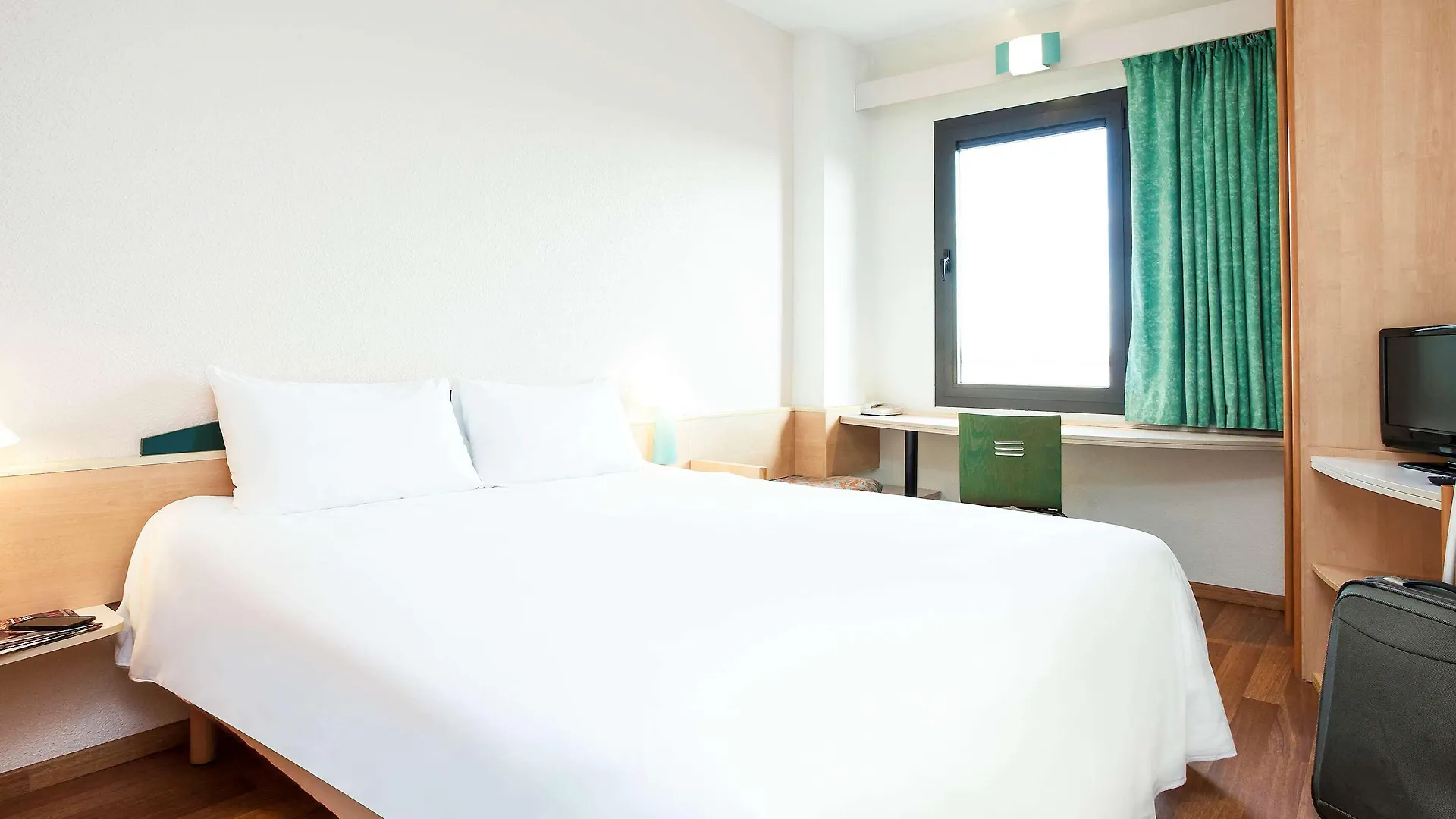 Ibis Barcelona Castelldefels Hotel
