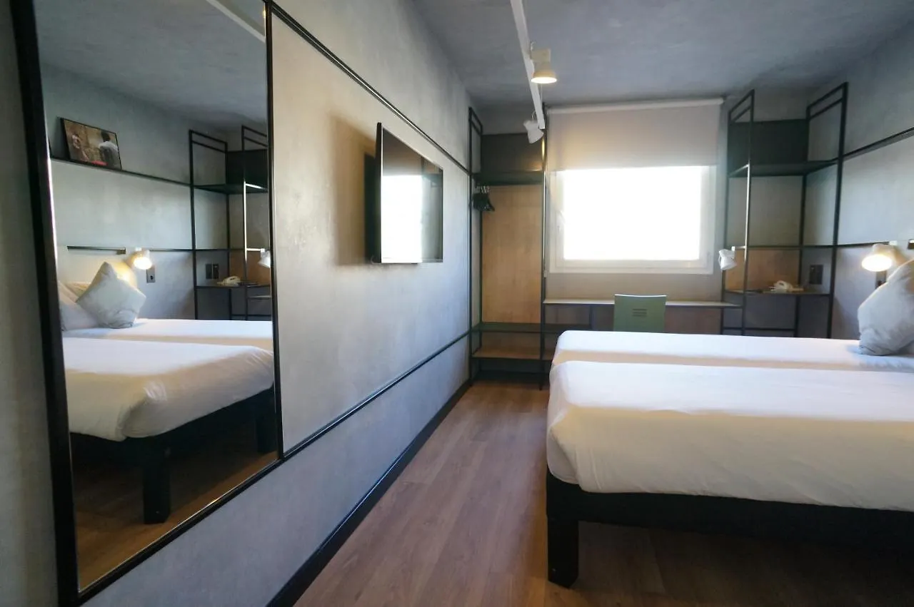 Ibis Barcelona Castelldefels Hotel